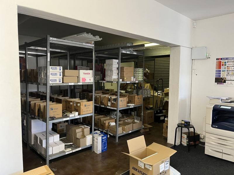 To Let commercial Property for Rent in Montague Gardens Western Cape